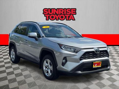 Certified 2020 Toyota RAV4 XLE w/ All Weather Liner Package AWD/4WD image 1