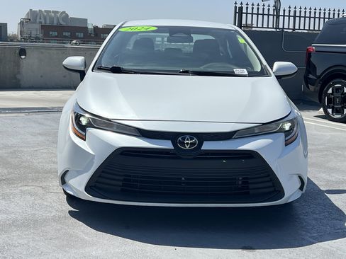 Used 2024 Toyota Corolla LE FWD image 12