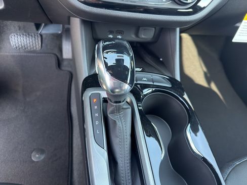 New 2026 Buick Envista Sport Touring image 10