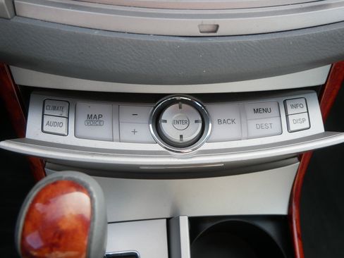 Used 2006 Toyota Avalon Limited FWD image 32