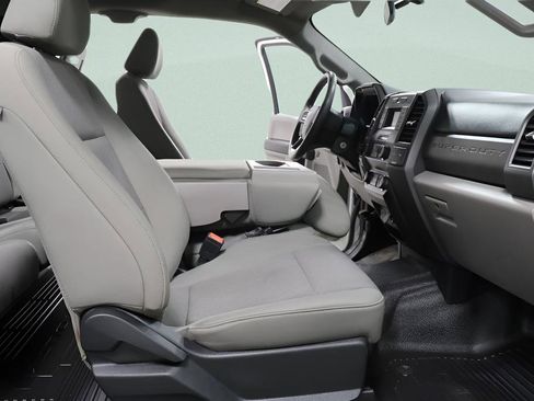 Used 2021 Ford F250 XL w/ Power Equipment Group image 24