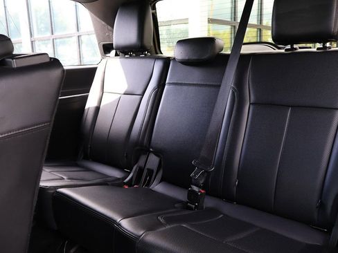 Used 2018 Ford Expedition XLT w/ Equipment Group 201A image 34