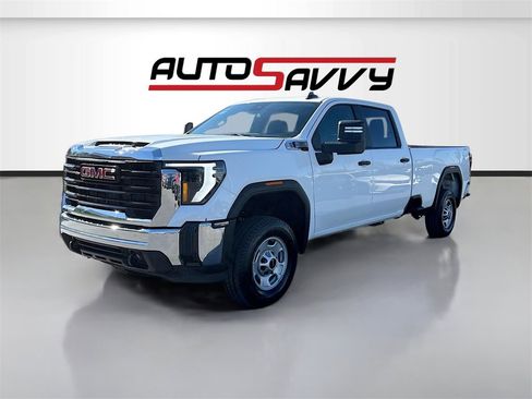 Used 2024 GMC Sierra 2500 Pro w/ Convenience Package image 3