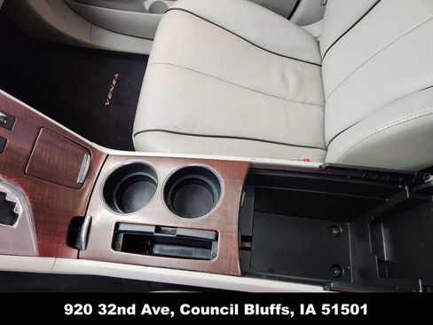 Used 2011 Toyota Venza AWD image 31