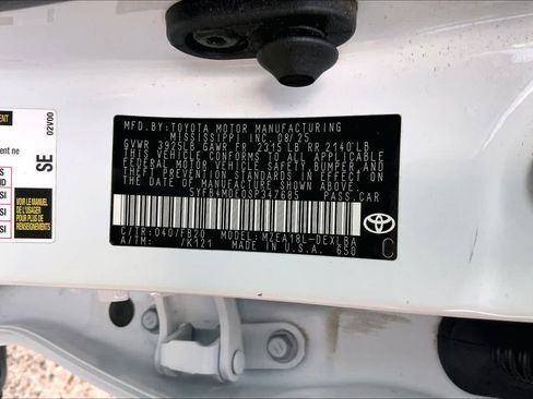 Used 2025 Toyota Corolla LE FWD image 32