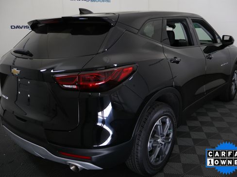 Used 2025 Chevrolet Blazer LT FWD image 6