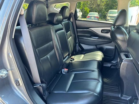 Used 2023 Nissan Murano SV AWD/4WD image 45