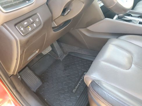 Used 2020 Hyundai Santa Fe Limited image 26