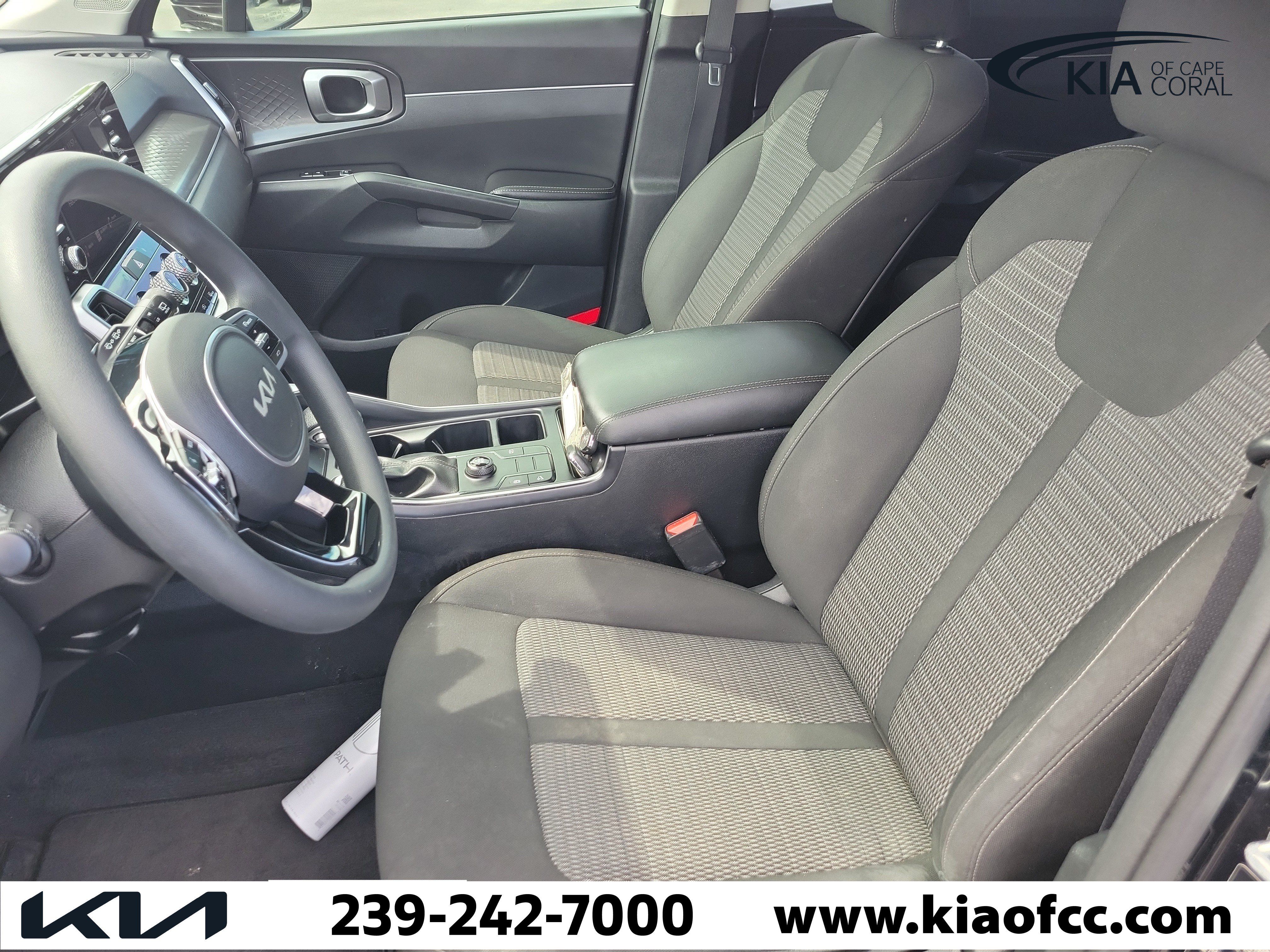 Used 2022 Kia Sorento LX FWD image 21
