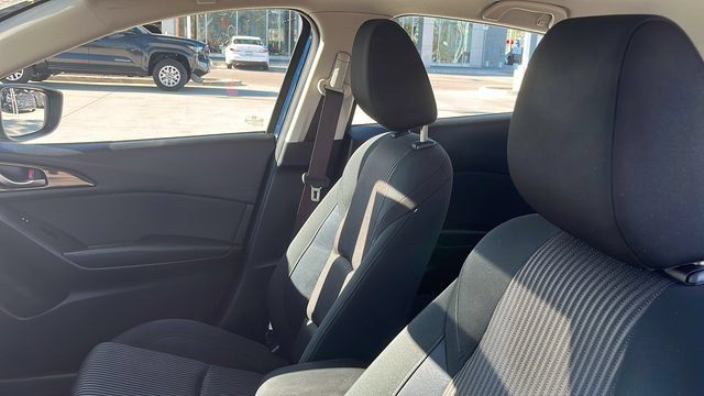 Used 2014 MAZDA MAZDA3 i Touring FWD image 14