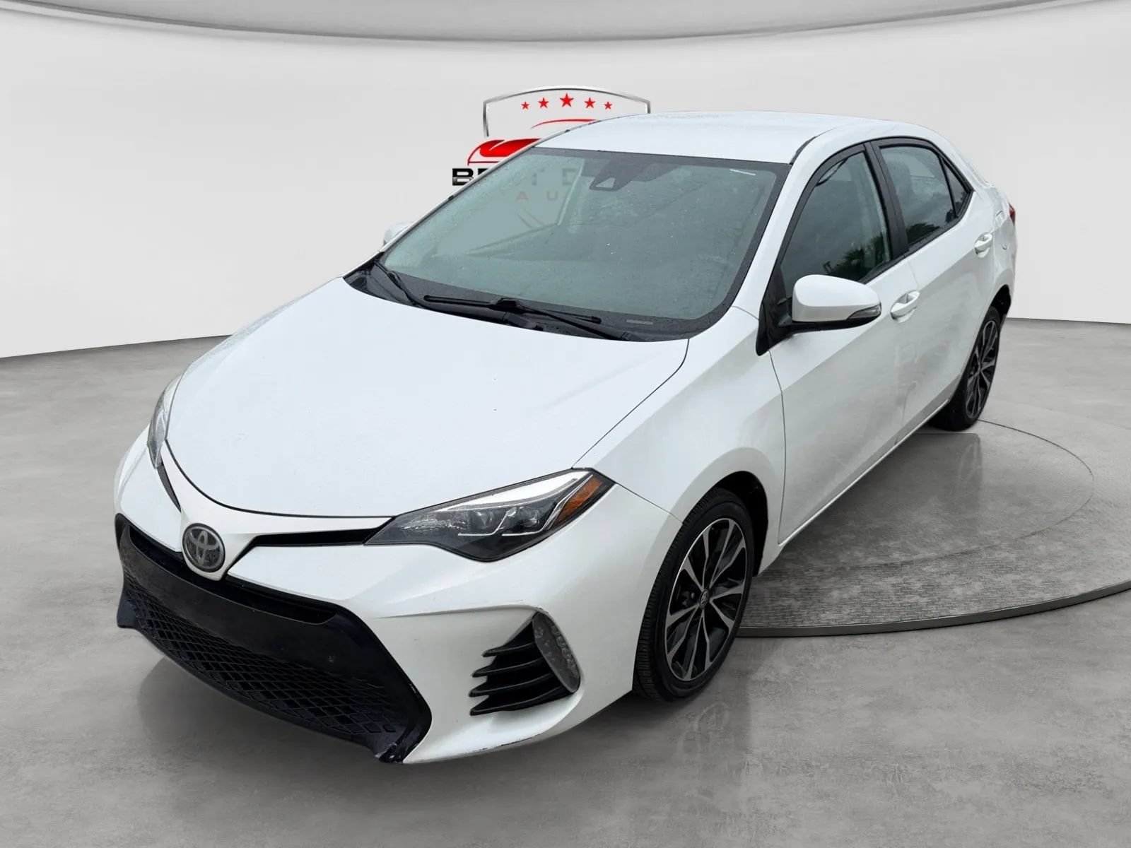 Used 2017 Toyota Corolla SE FWD image 1