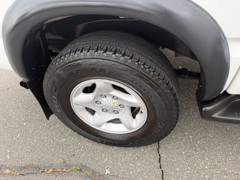 Used 2004 Toyota Tacoma PreRunner image 30