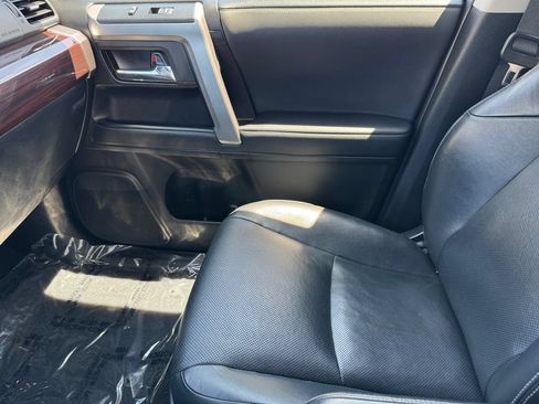 Used 2020 Toyota 4Runner Limited AWD/4WD image 30