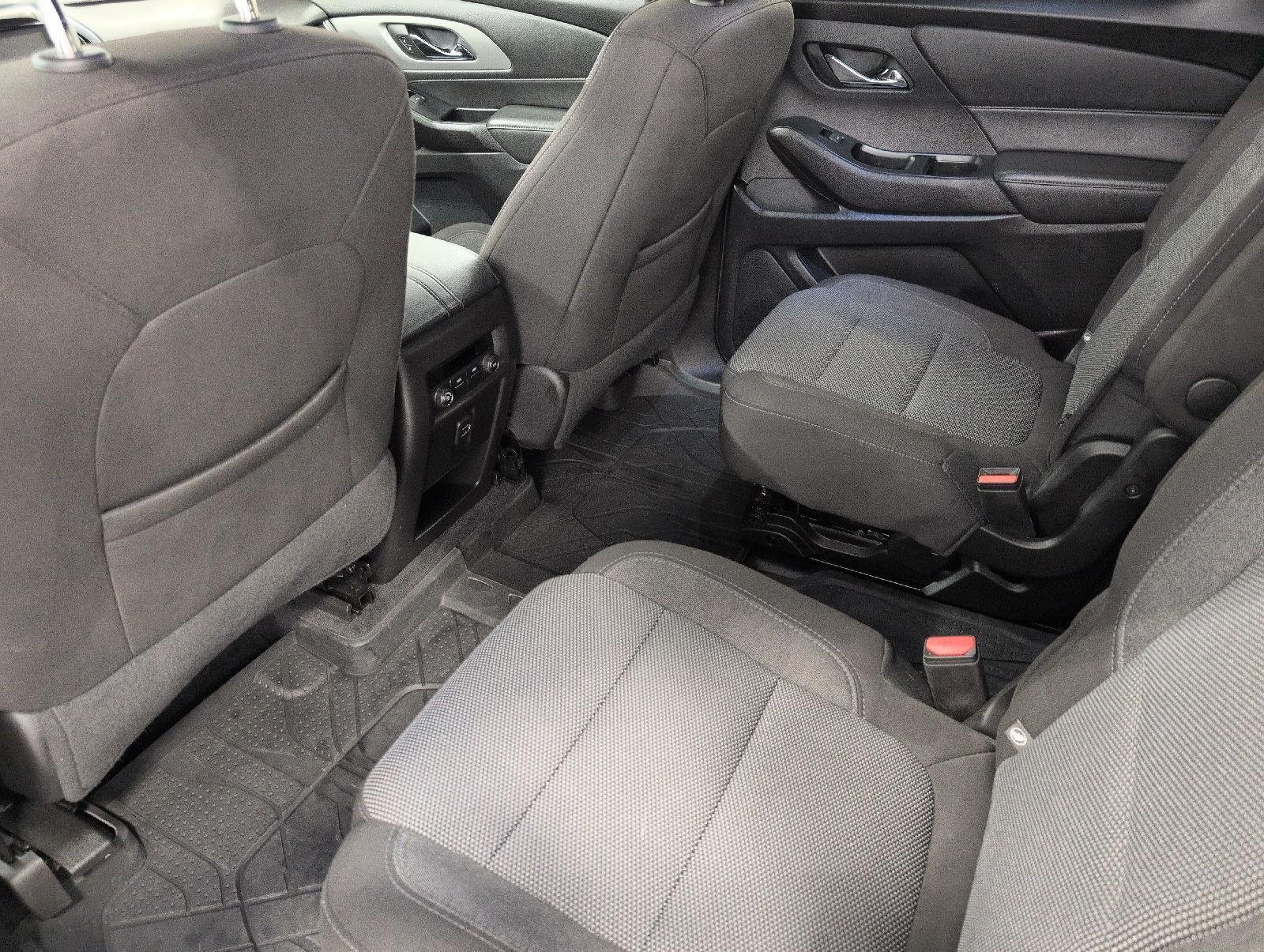 Used 2023 Chevrolet Traverse LT w/ LPO, Floor Liner Package AWD/4WD image 22