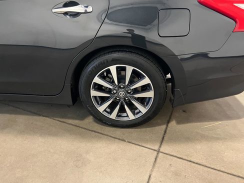 Used 2016 Nissan Altima 2.5 SL w/ 2.5 Technology w/LED Package FWD image 43