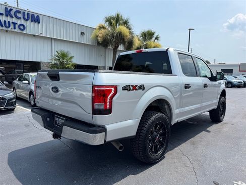Used 2017 Ford F150 XLT AWD/4WD image 8