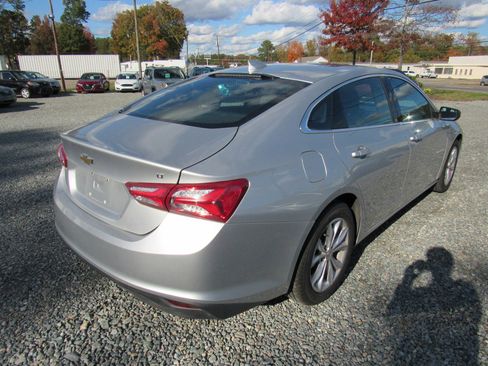 Used 2020 Chevrolet Malibu LT image 5