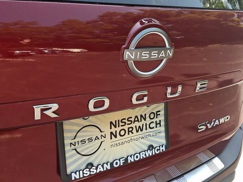 Certified 2023 Nissan Rogue SV w/ SV Premium B Package AWD/4WD image 31
