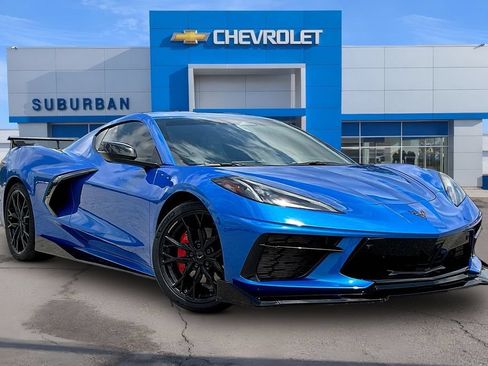Used 2025 Chevrolet Corvette Stingray Preferred Cpe w/ 2LT RWD image 2