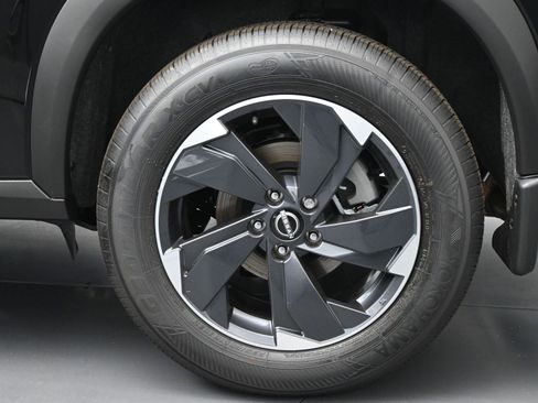 New 2026 Nissan Rogue SV image 21