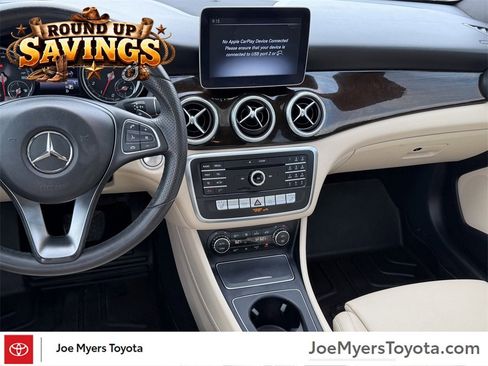 Used 2018 Mercedes-Benz CLA 250 image 16