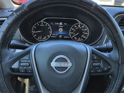 Used 2023 Nissan Maxima SV w/ Floor Mat Group image 28