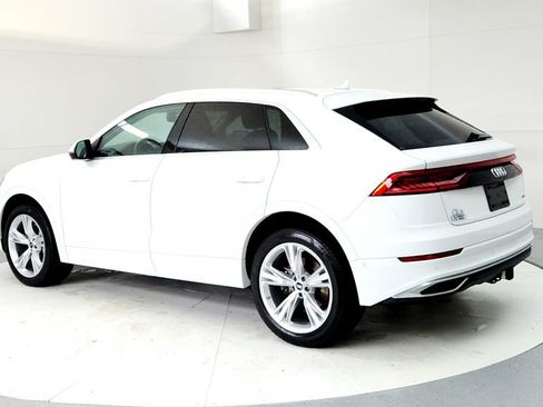 Used 2023 Audi Q8 Premium Plus AWD/4WD image 4