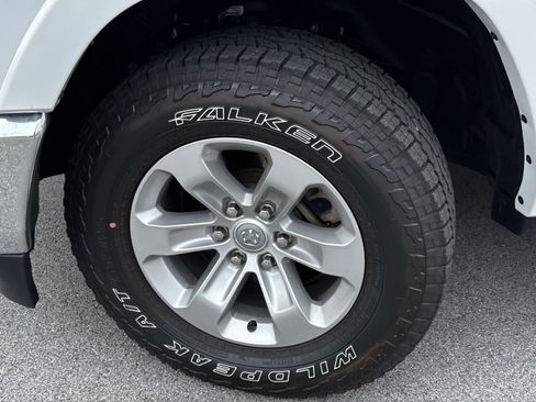 Used 2022 RAM 1500 Laramie image 9