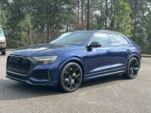 Used 2022 Audi RS Q8 w/ Carbon Optic Package image 5