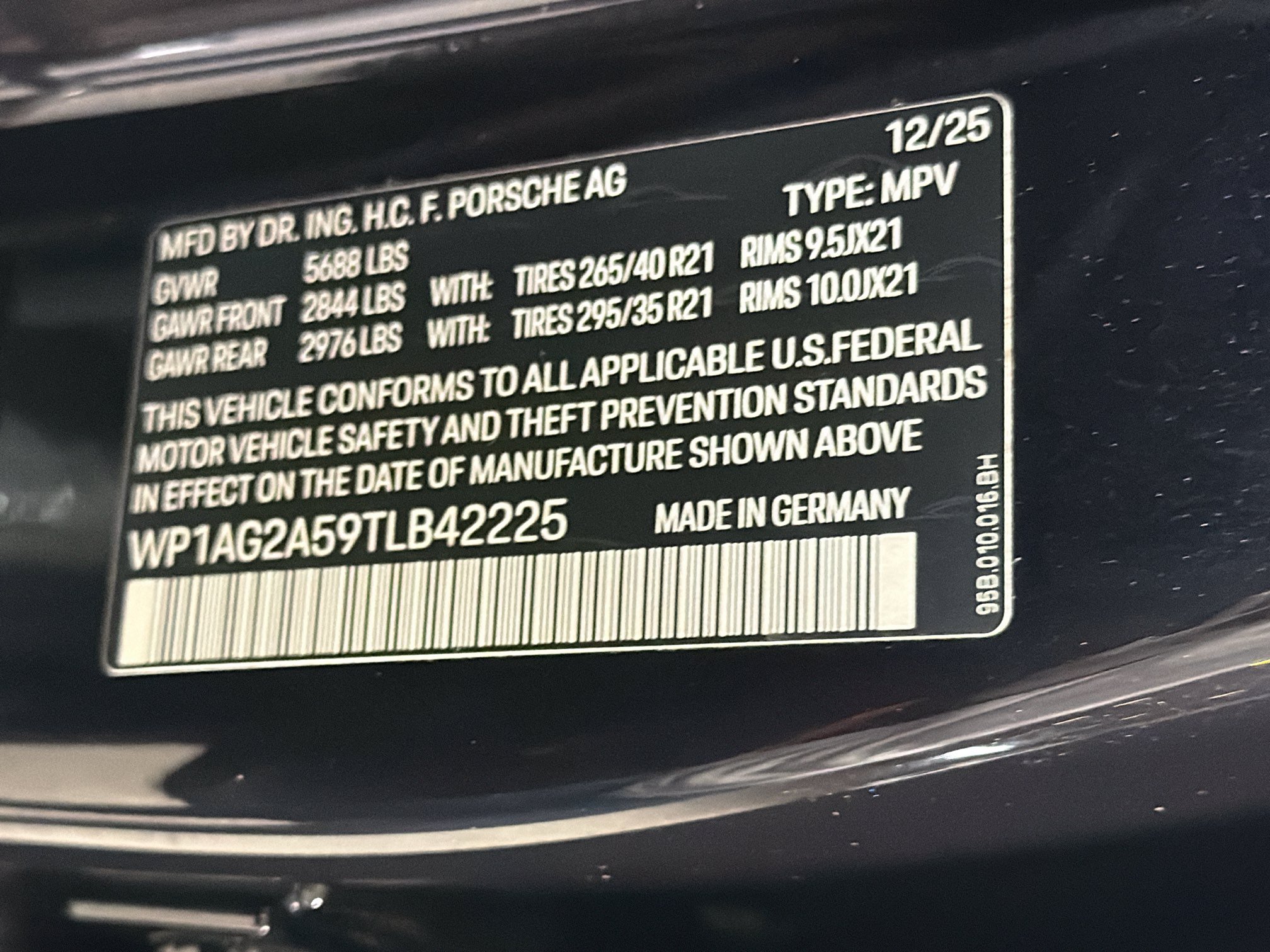 Used 2026 Porsche Macan S AWD/4WD image 42