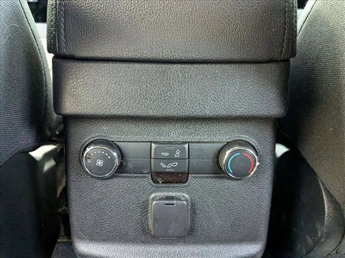 Used 2019 Ford Explorer XLT w/ Equipment Group 201A image 16