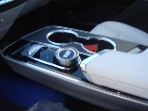 New 2025 Cadillac Lyriq Luxury w/ LPO, Bronce Accent Package image 11