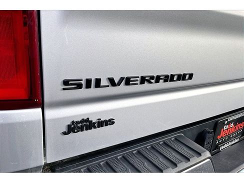 Used 2022 Chevrolet Silverado 1500 LTZ w/ Safety Package II image 35