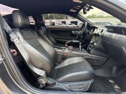 Used 2018 Ford Mustang GT Premium RWD image 20