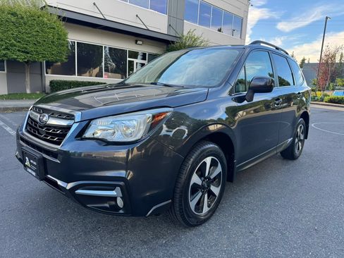 Used 2018 Subaru Forester 2.5i Limited AWD/4WD image 4