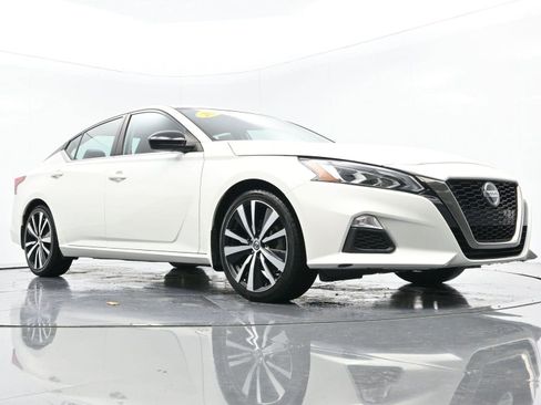 Used 2021 Nissan Altima 2.5 SR image 38