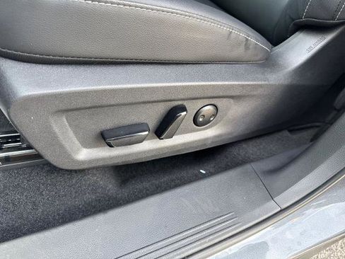 Certified 2025 Nissan Murano SV image 20