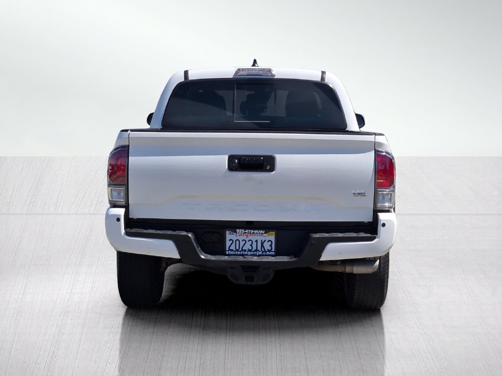 Used 2022 Toyota Tacoma TRD Off-Road w/ Technology Package RWD image 5