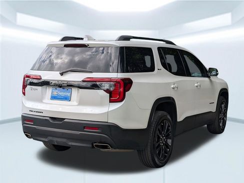 Used 2023 GMC Acadia SLT w/ Elevation Edition FWD image 6