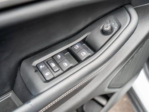 Used 2023 Jeep Grand Cherokee Altitude image 20