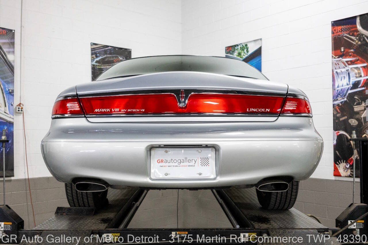 Used 1998 Lincoln Mark VIII RWD image 20