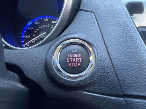 Used 2017 Subaru Outback 3.6R Touring image 33