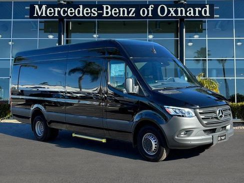 Used 2024 Mercedes-Benz Sprinter 3500 image 1
