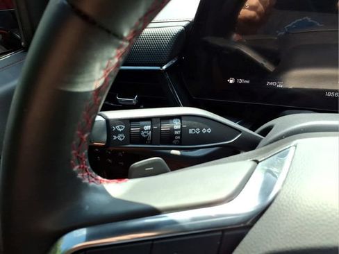 Used 2025 Chevrolet Tahoe RST w/ Comfort Package AWD/4WD image 23