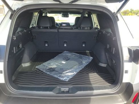 New 2026 Subaru Outback Limited AWD/4WD image 7