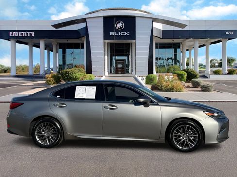 Used 2018 Lexus ES 350 w/ Navigation System Package image 2