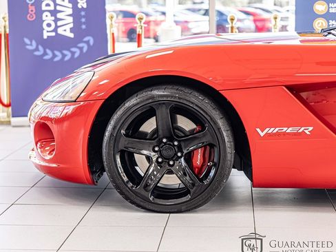 Used 2005 Dodge Viper SRT-10 RWD image 7