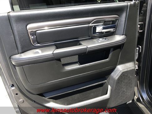 Used 2018 RAM 2500 Laramie w/ Sport Appearance Group AWD/4WD image 18