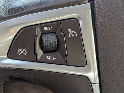 Used 2012 Buick Regal Premium image 32