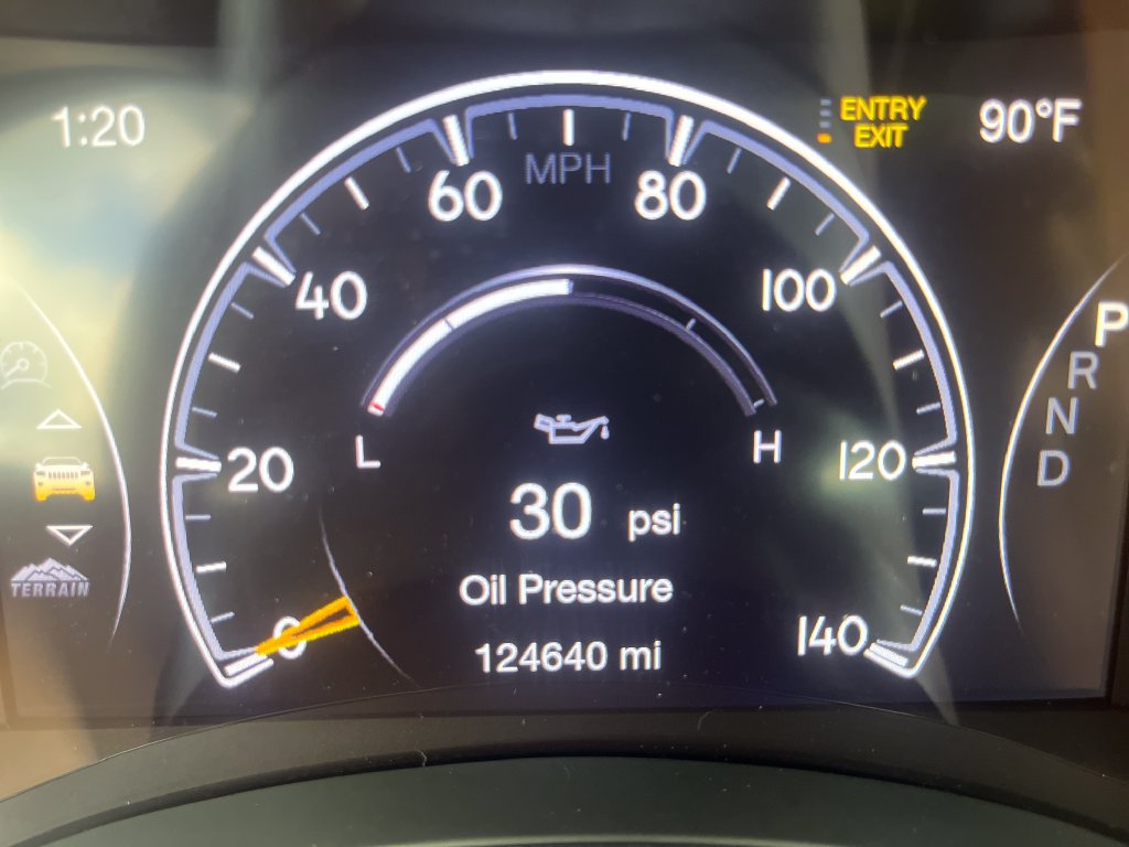 Used 2016 Jeep Grand Cherokee Summit w/ Skid Plate Group AWD/4WD image 19